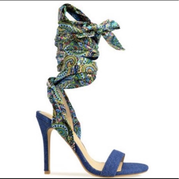 ‼️PRICE FIRM‼️Blue Lace/tie up denim sandals heels - Picture 2 of 4